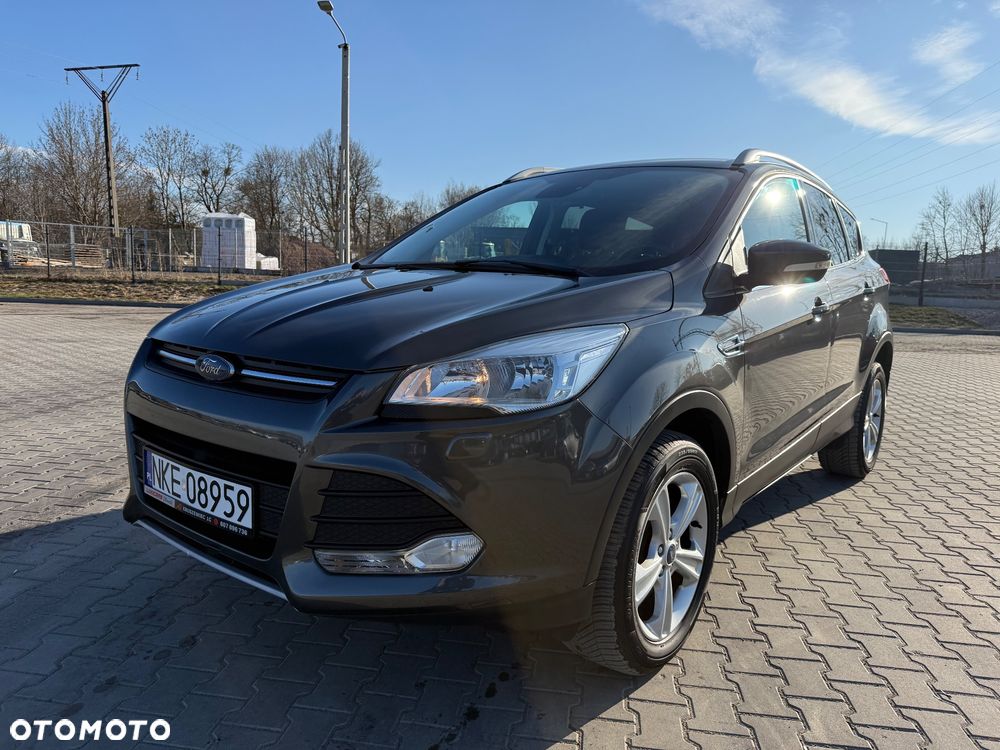 Ford Kuga 1.5 EcoBoost 2x4 Titanium - 3