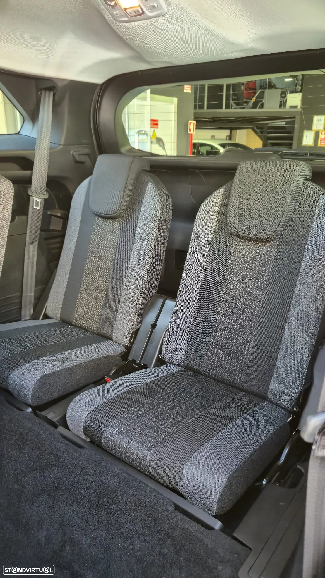 Peugeot 5008 PureTech 130 EAT8 Stop & Start Active - 37