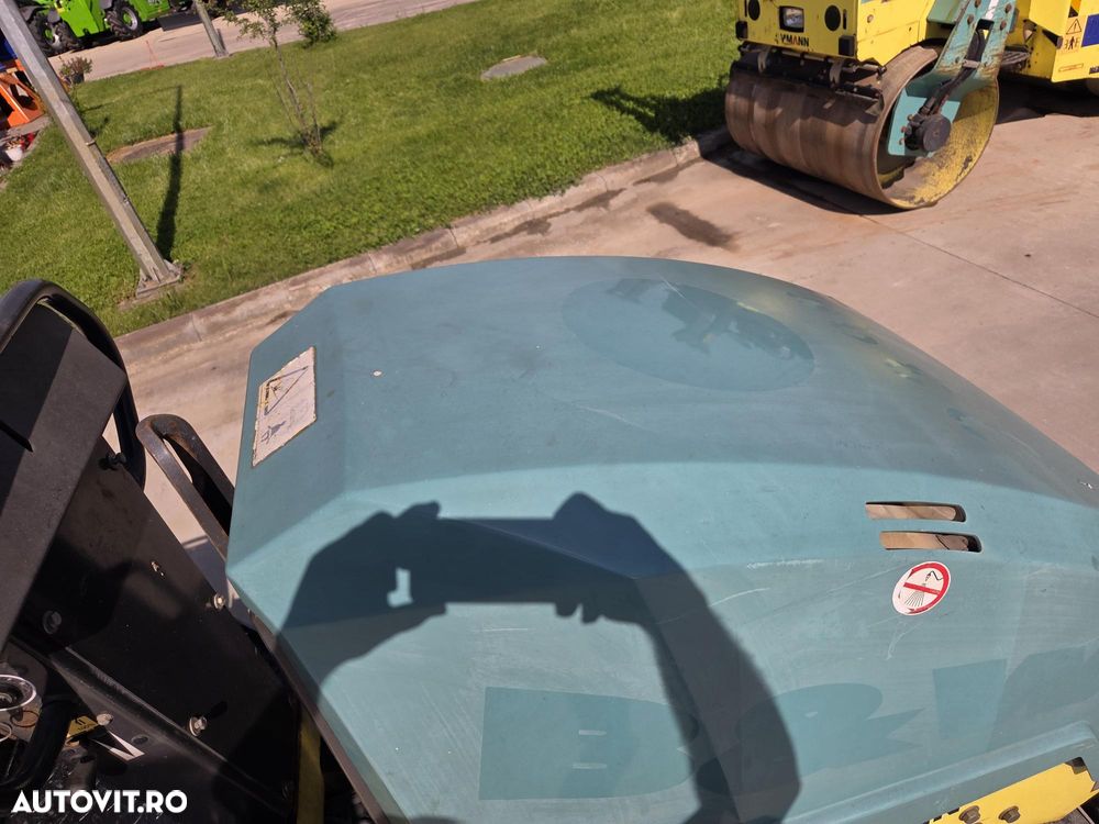 Ammann ARX12,  Latime tambur 0,8m, 1,5 TONE, 2017, 549h, sistem stropire, motor Yanmar 32CP, viteza 8km/h, raza intoarcere 2m, lungime 2m, posibilitate leasing, STARE FOARTE BUNA-PROMOTIE 11900 EUR+Tva - 15