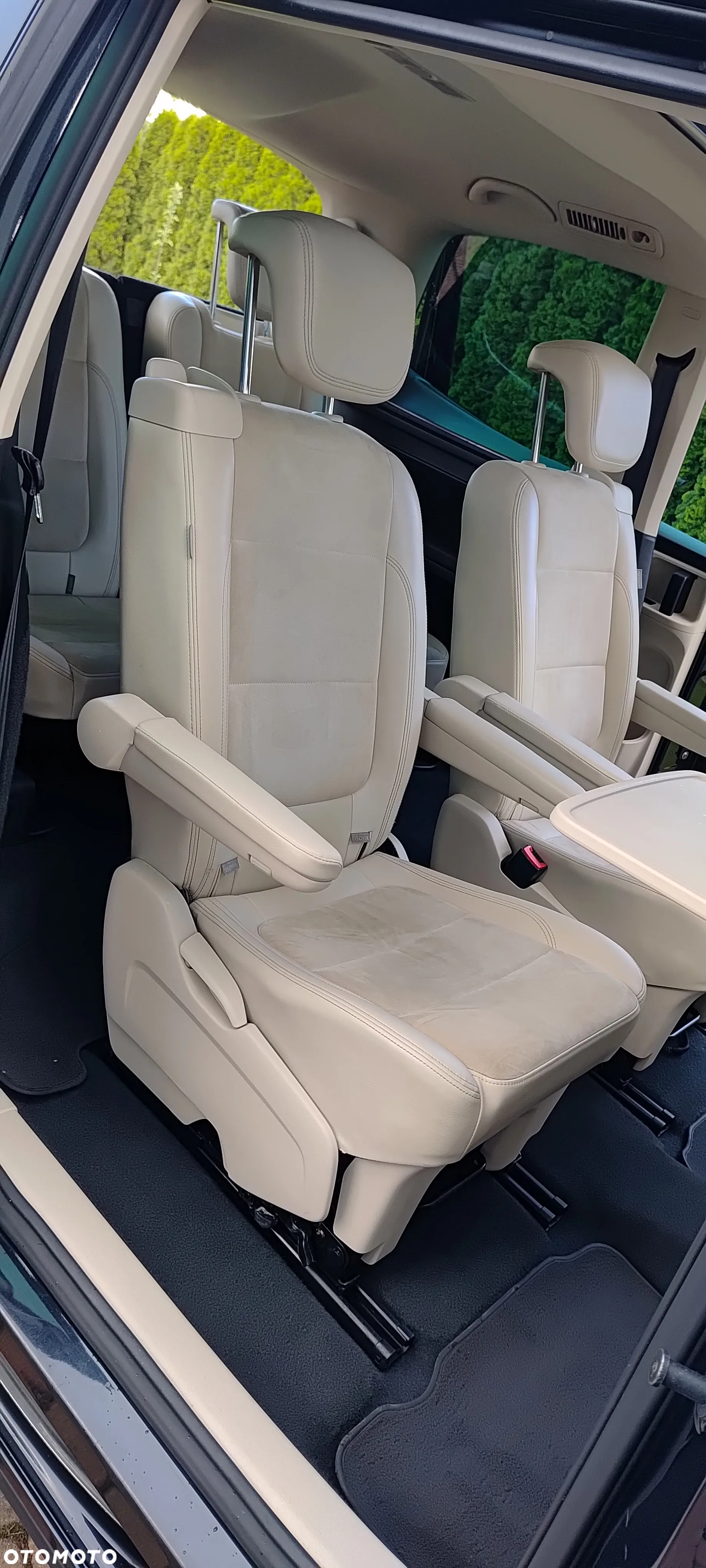 Volkswagen Sharan 2.0 TDI Highline DSG - 11