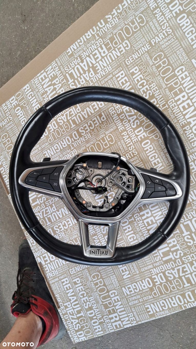 Kierownica Renault Captur II Initiale 484006509R - 1