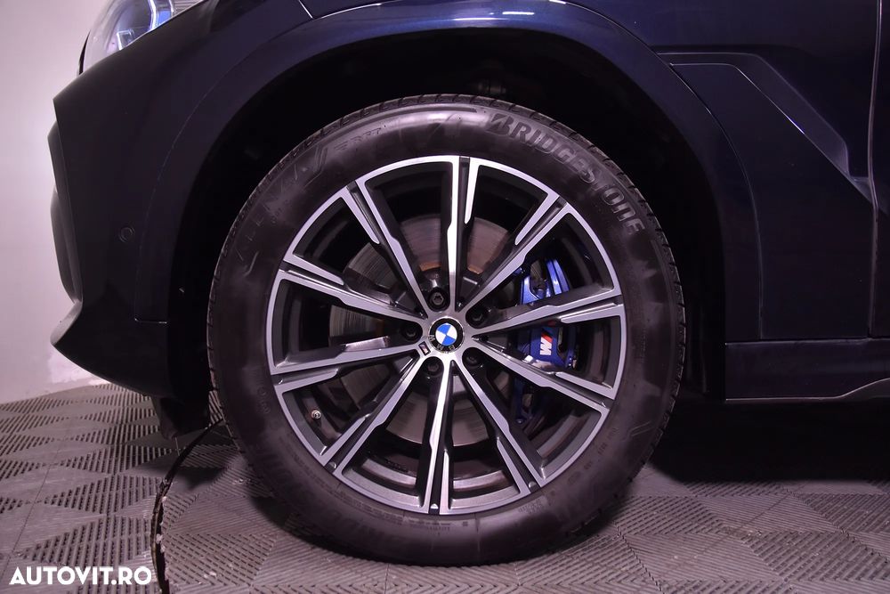 BMW X6 xDrive40i - 13