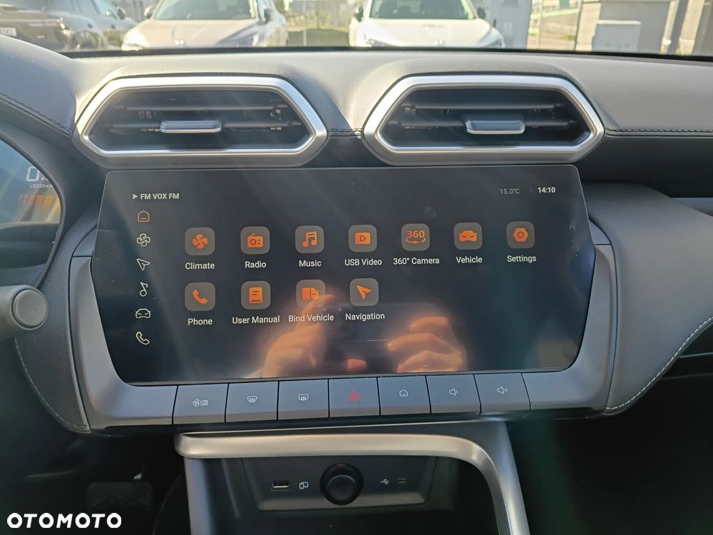 MG ZS Hybrid+ - 22