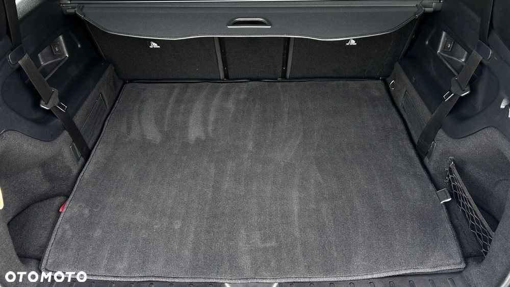 Mercedes-Benz GLB 200 d AMG Line 8G-DCT - 19