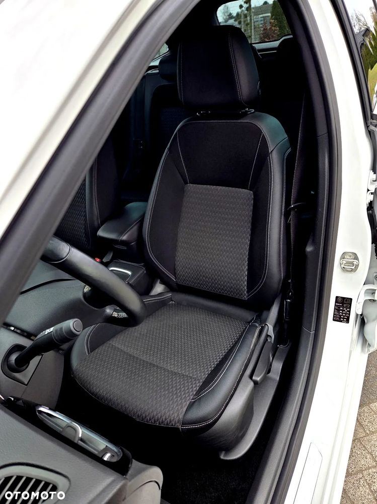 Opel Astra - 16