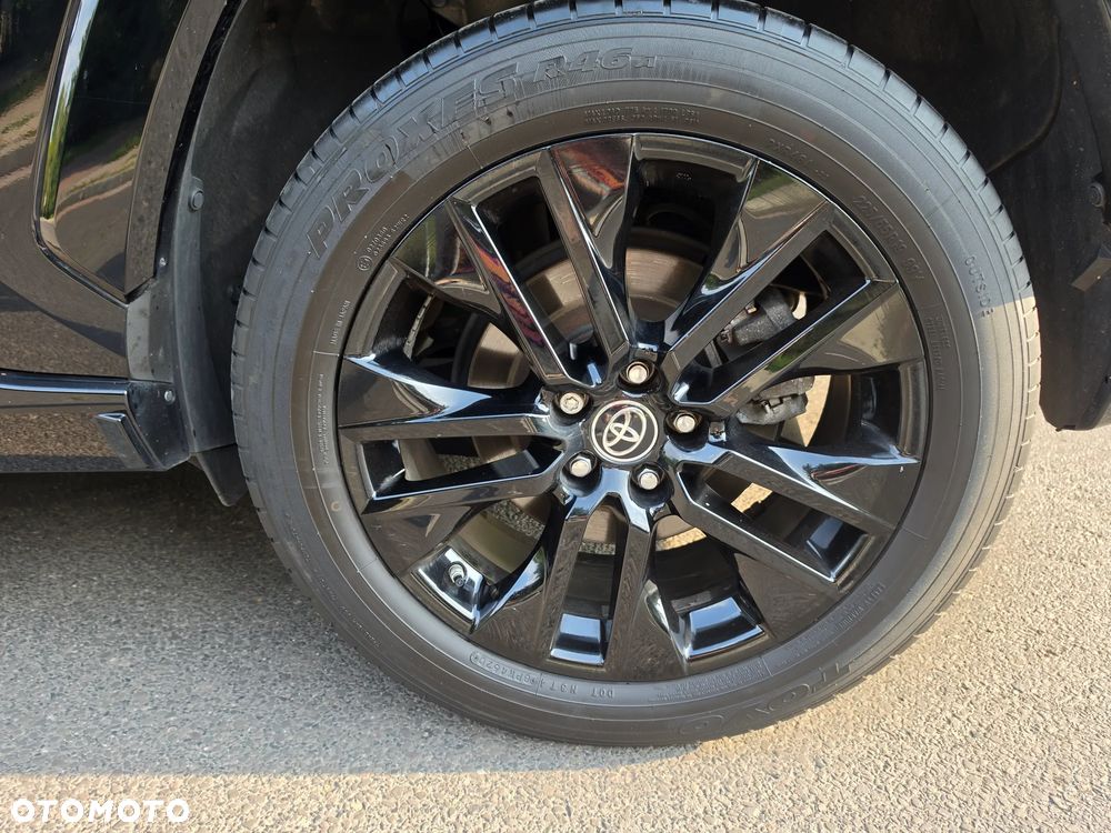 Toyota RAV4 2.5 Hybrid Black Edition by JBL 4x4 - 18