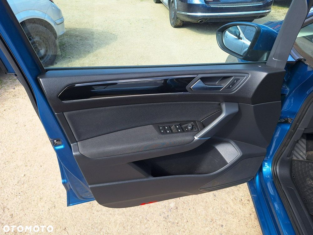 Volkswagen Touran 2.0 TDI BMT Comfortline - 12