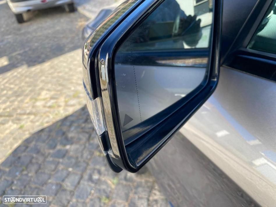 Mercedes-Benz CLA 220 d Shooting Brake AMG Line Aut. - 43