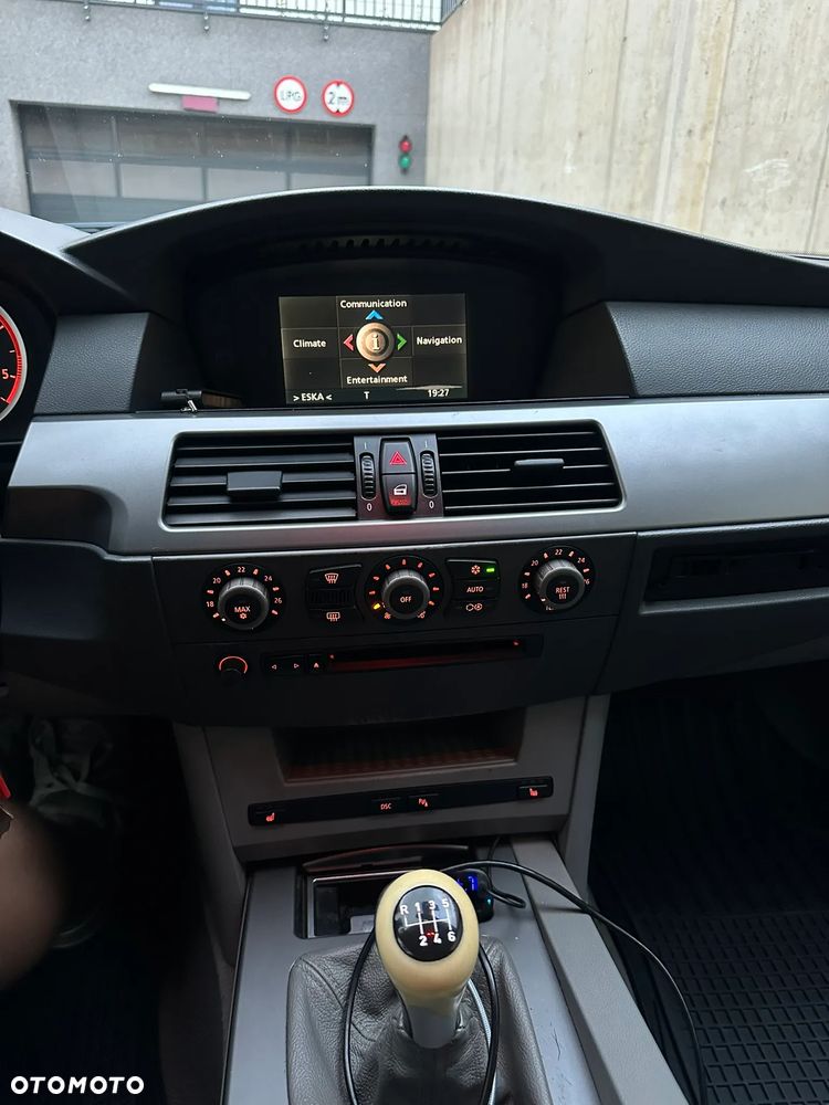 BMW Seria 5 - 12