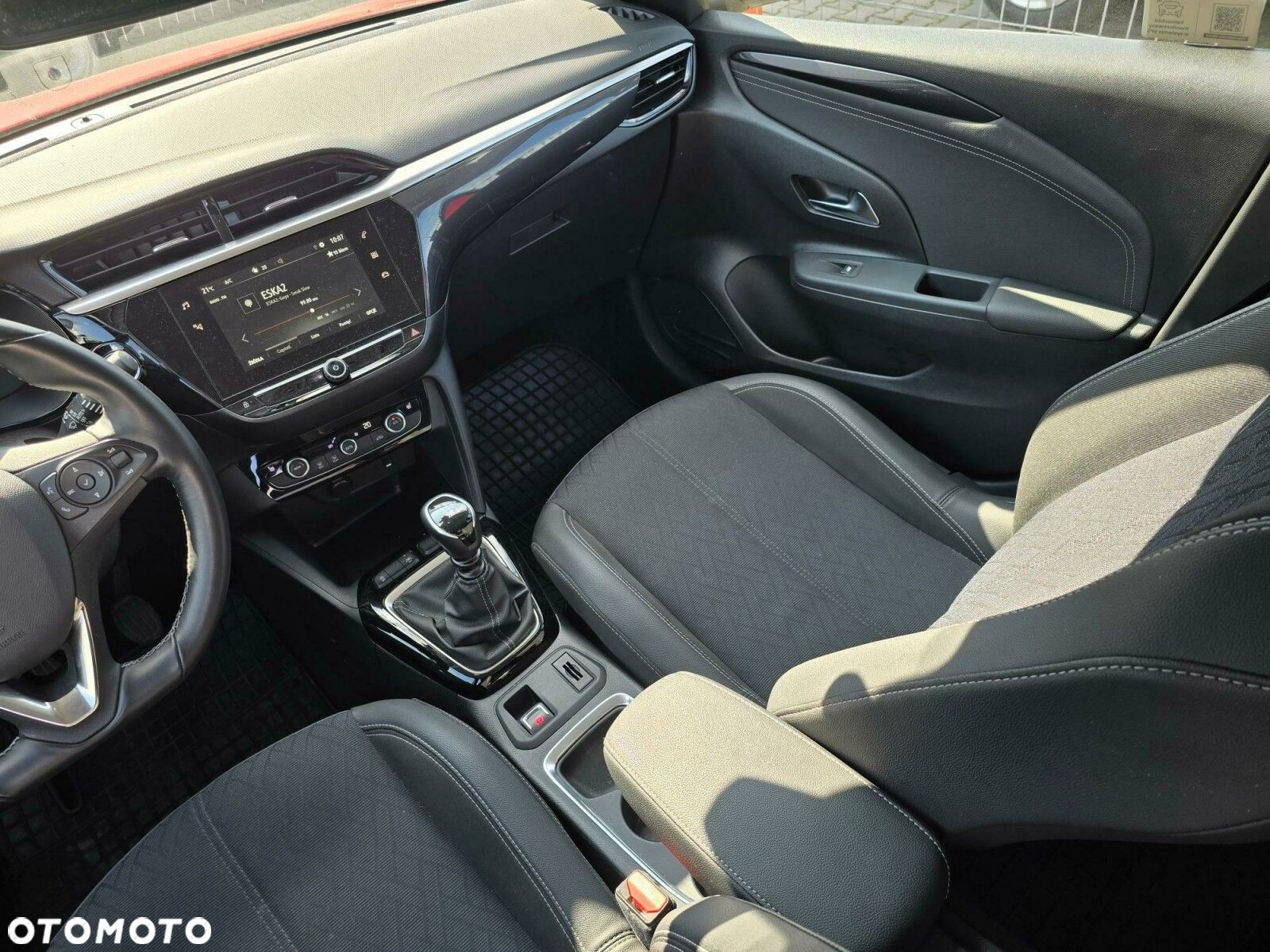 Opel Corsa 1.2 Elegance S&S - 13