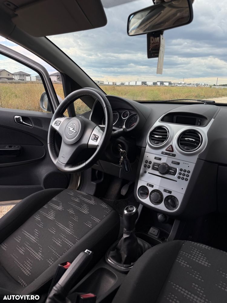 Opel Corsa 2012 photo 5