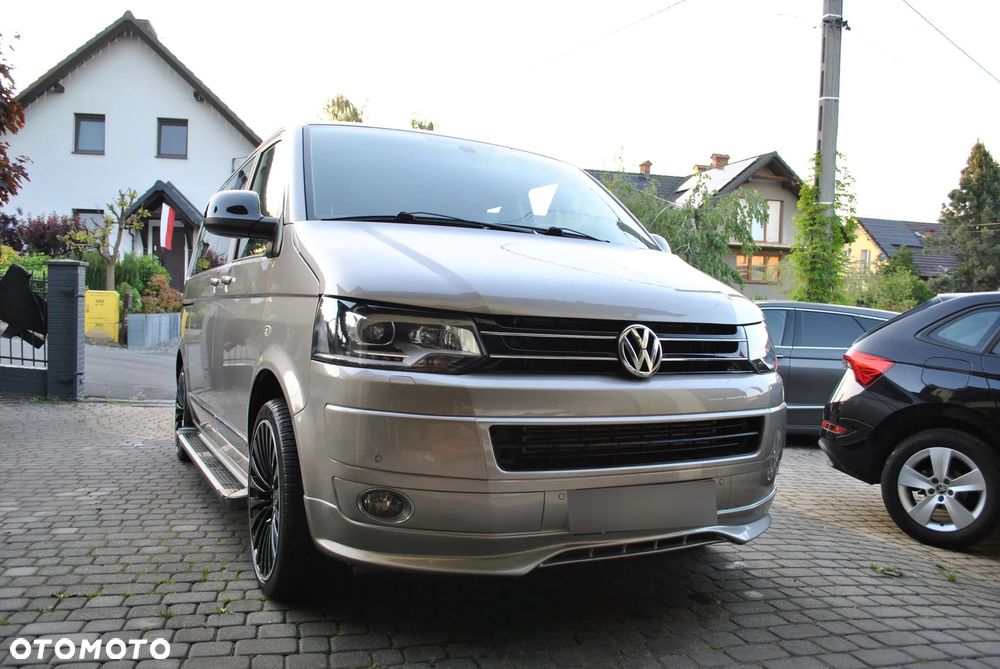 Volkswagen Multivan - 19