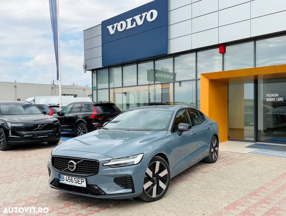Volvo S60 Recharge T8 AWD Ultimate Dark - 2