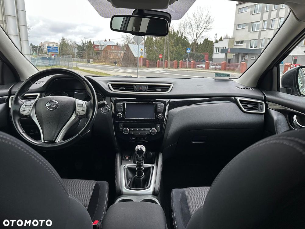 Nissan Qashqai 1.6 DCi 4x4 Black Edition EU6 - 11