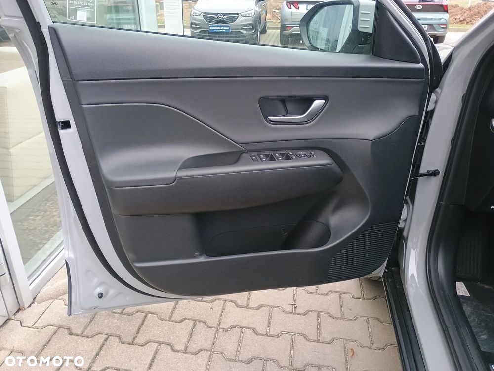 Hyundai Kona 1.6 GDI Hybrid Smart DCT - 10