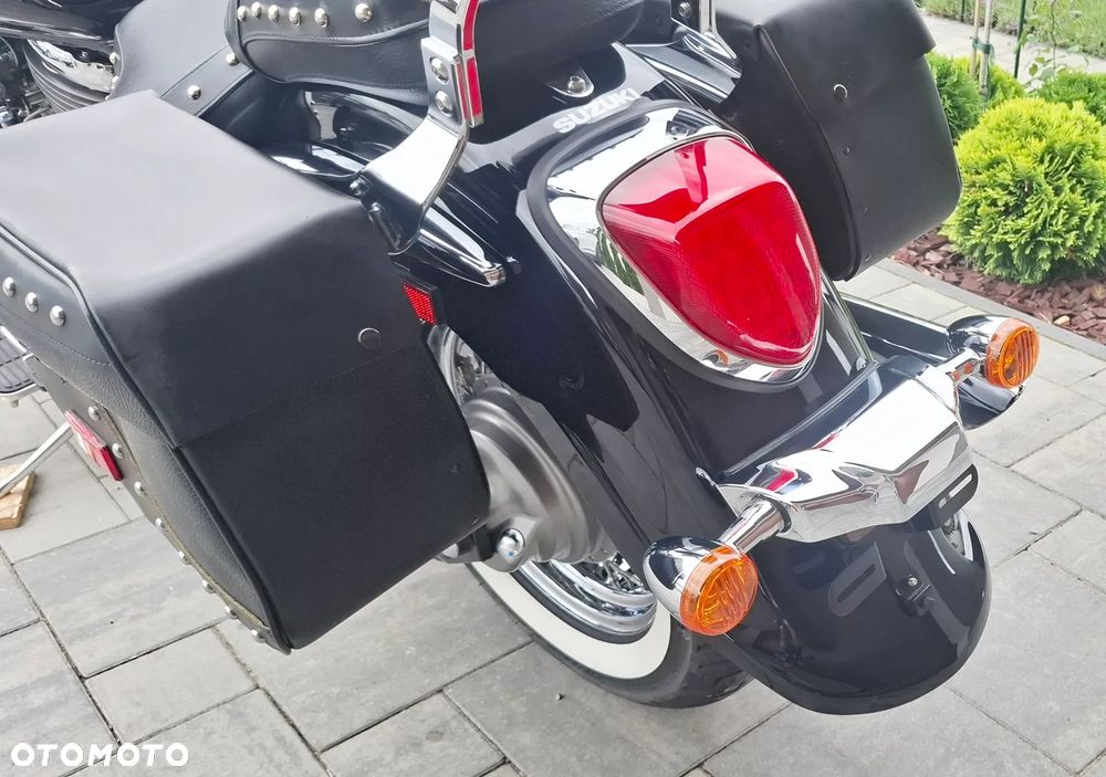 Suzuki VL 800 Volusia - Boulevard C50 - 29