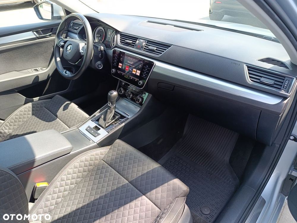 Skoda Superb 1.5 TSI Ambition DSG - 20