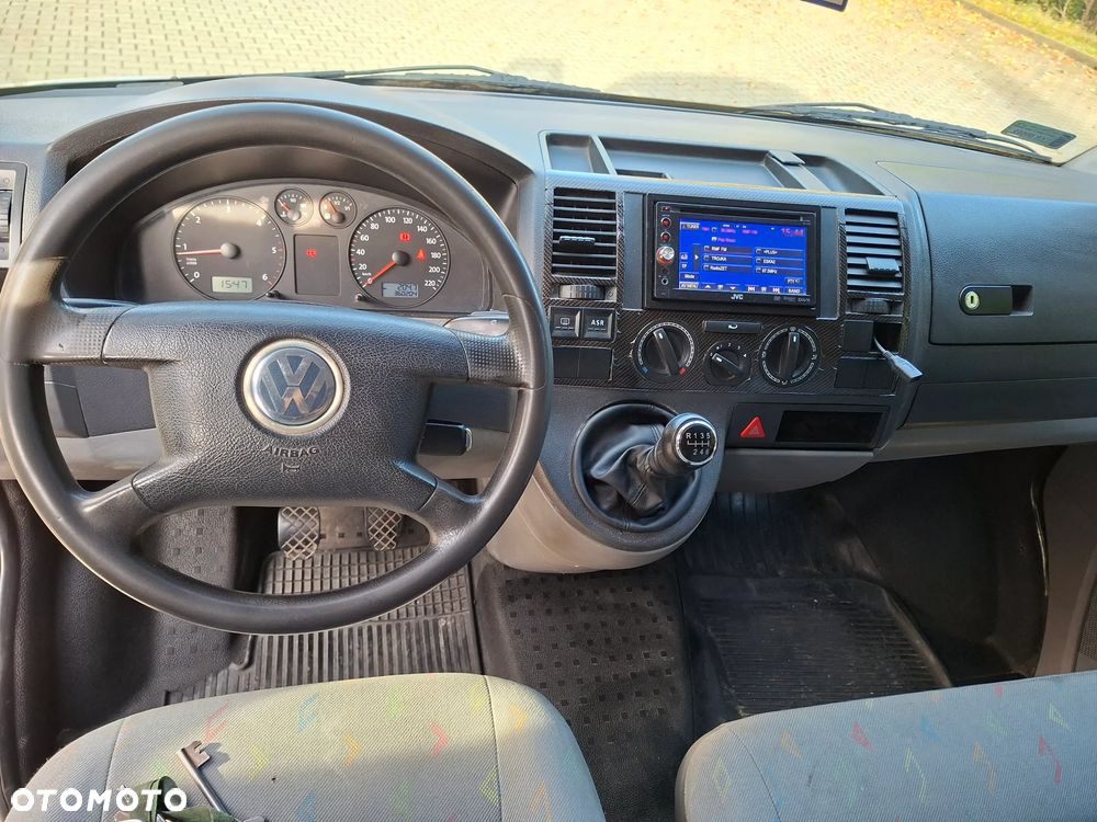 Volkswagen Transporter - 23