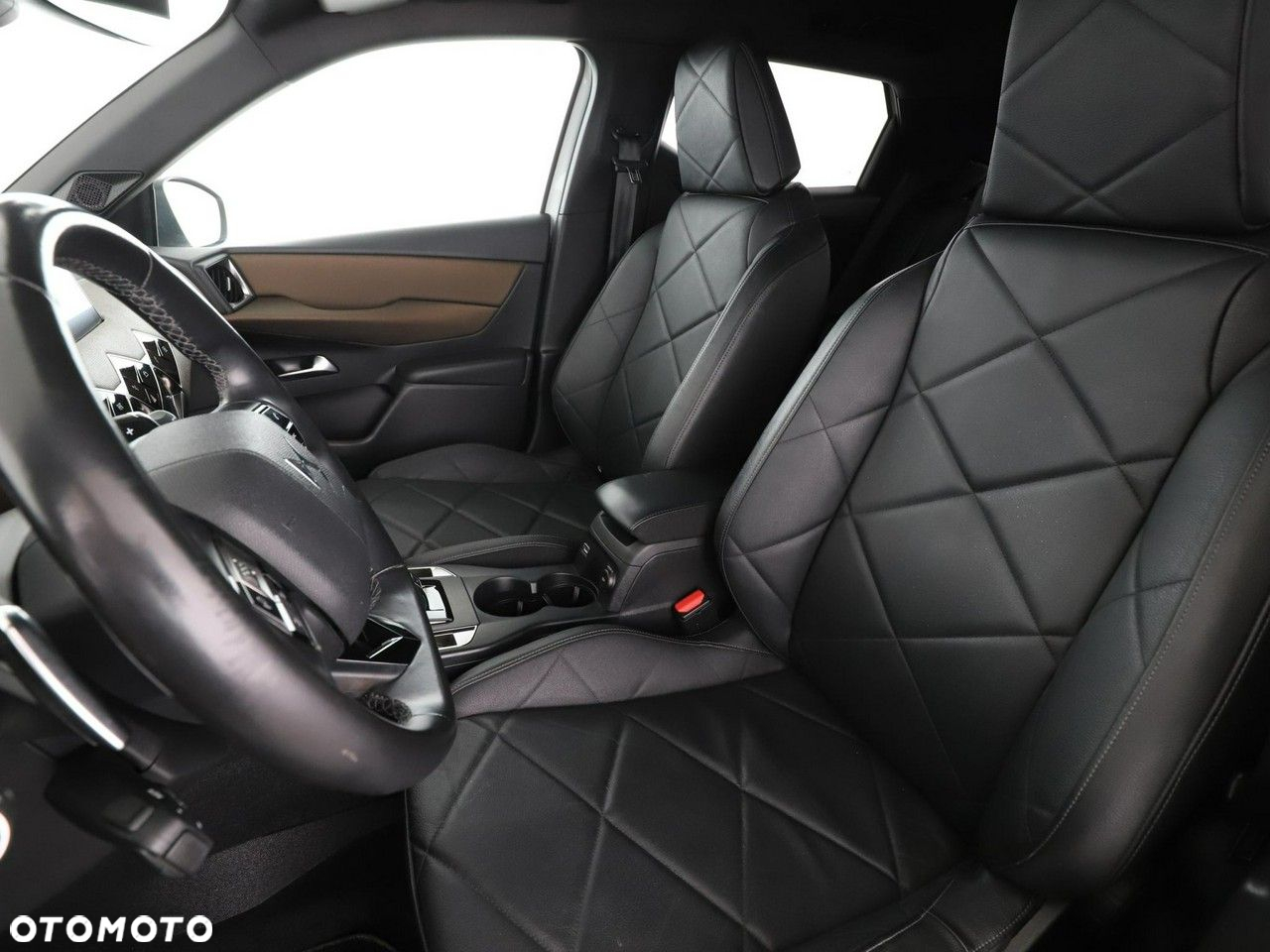 DS Automobiles DS 3 Crossback 1.2 PureTech Grand Chic - 13