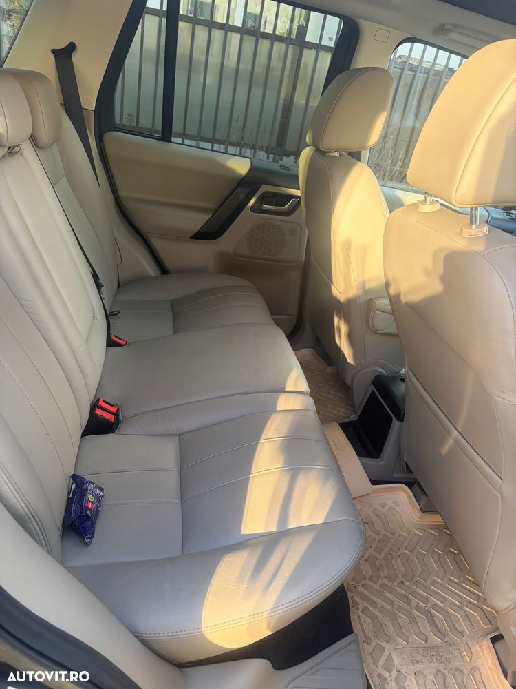 Land Rover Freelander 2.2 SD4 Dynamic - 6