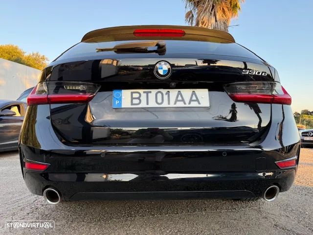 BMW 330 e Touring Aut. Sport Line - 45