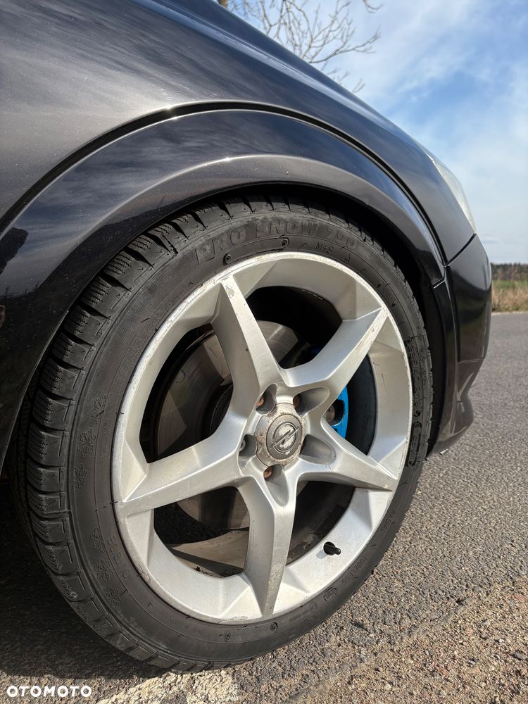 Opel Astra 1.6 Turbo Cosmo - 10