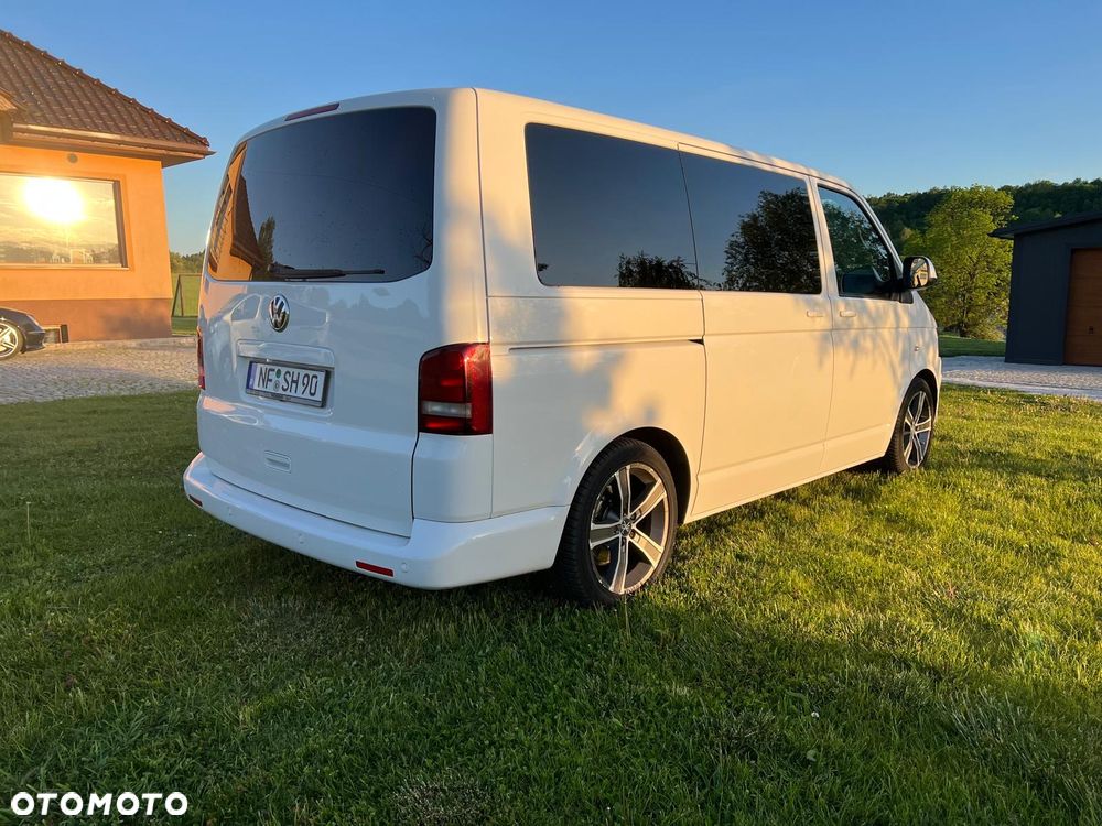 Volkswagen Multivan - 7