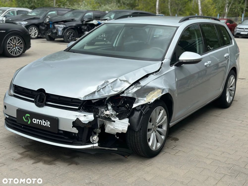 Volkswagen Golf - 3