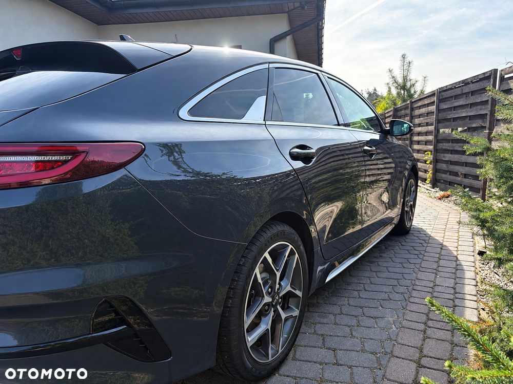 Kia ProCeed 1.4 T-GDI GT Line - 4