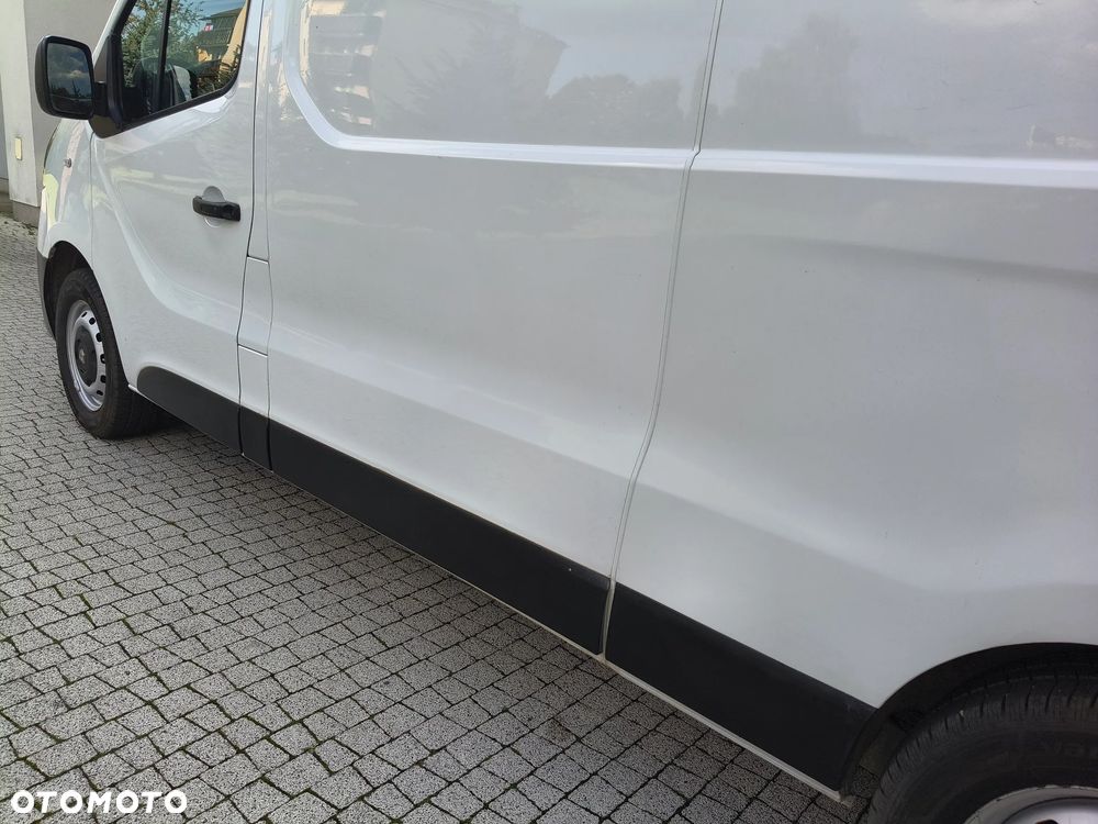 Renault TRAFIC PO LIFTINGU 2.0 DCI (120KM) 6-BIEGÓW (L2H1) LONG KLIMA STAN IDEALNY BEZWYPADKOWY NIE MA RDZY SERWIS KM DO KOŃCA ! ! ! - 27