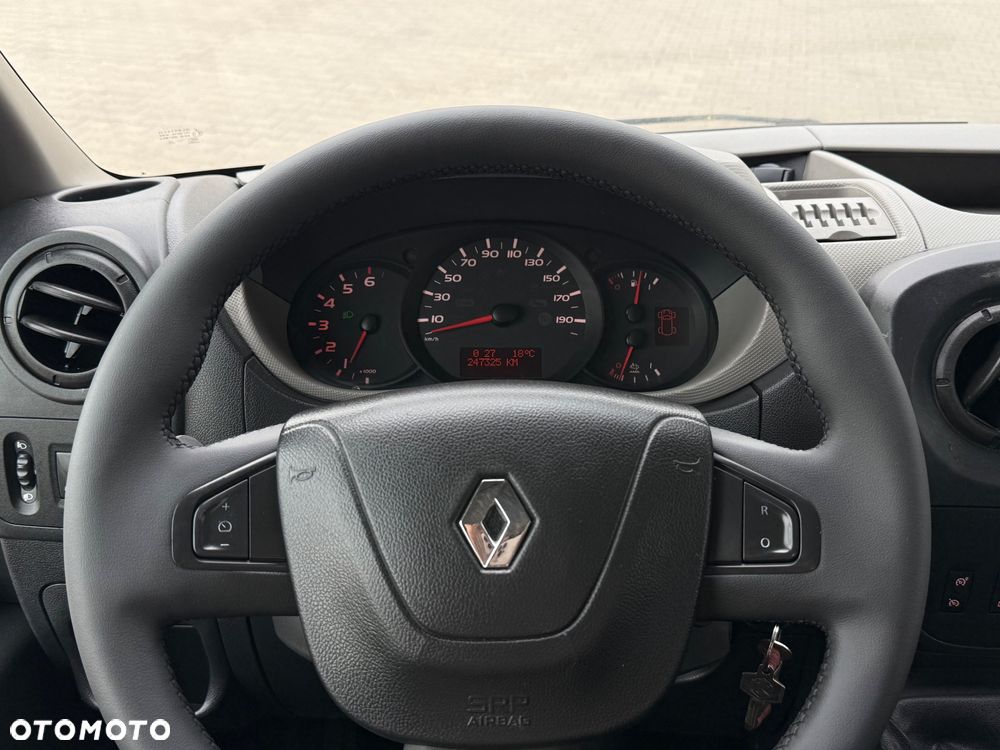 Renault Master - 11