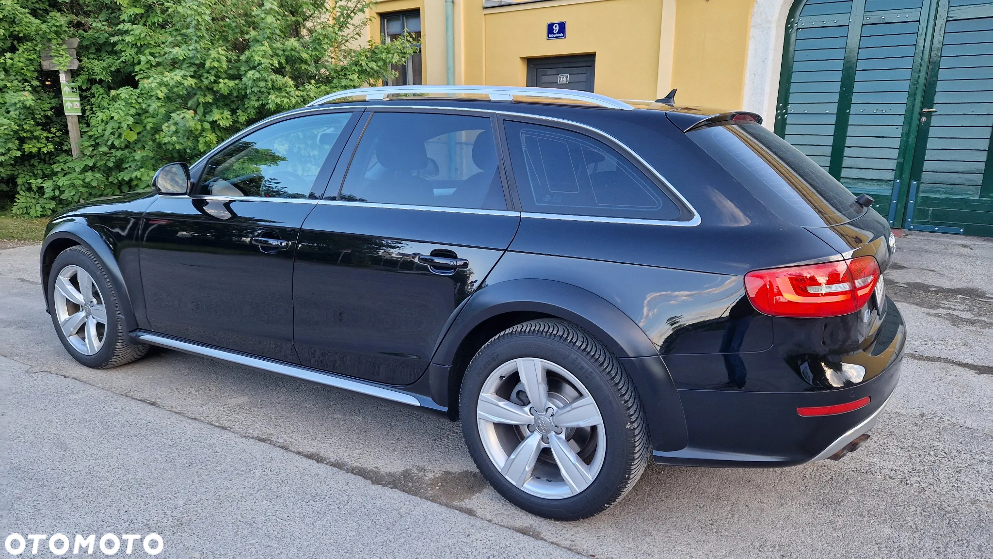 Audi A4 Avant 2.0 TDI DPF quattro Ambiente - 5
