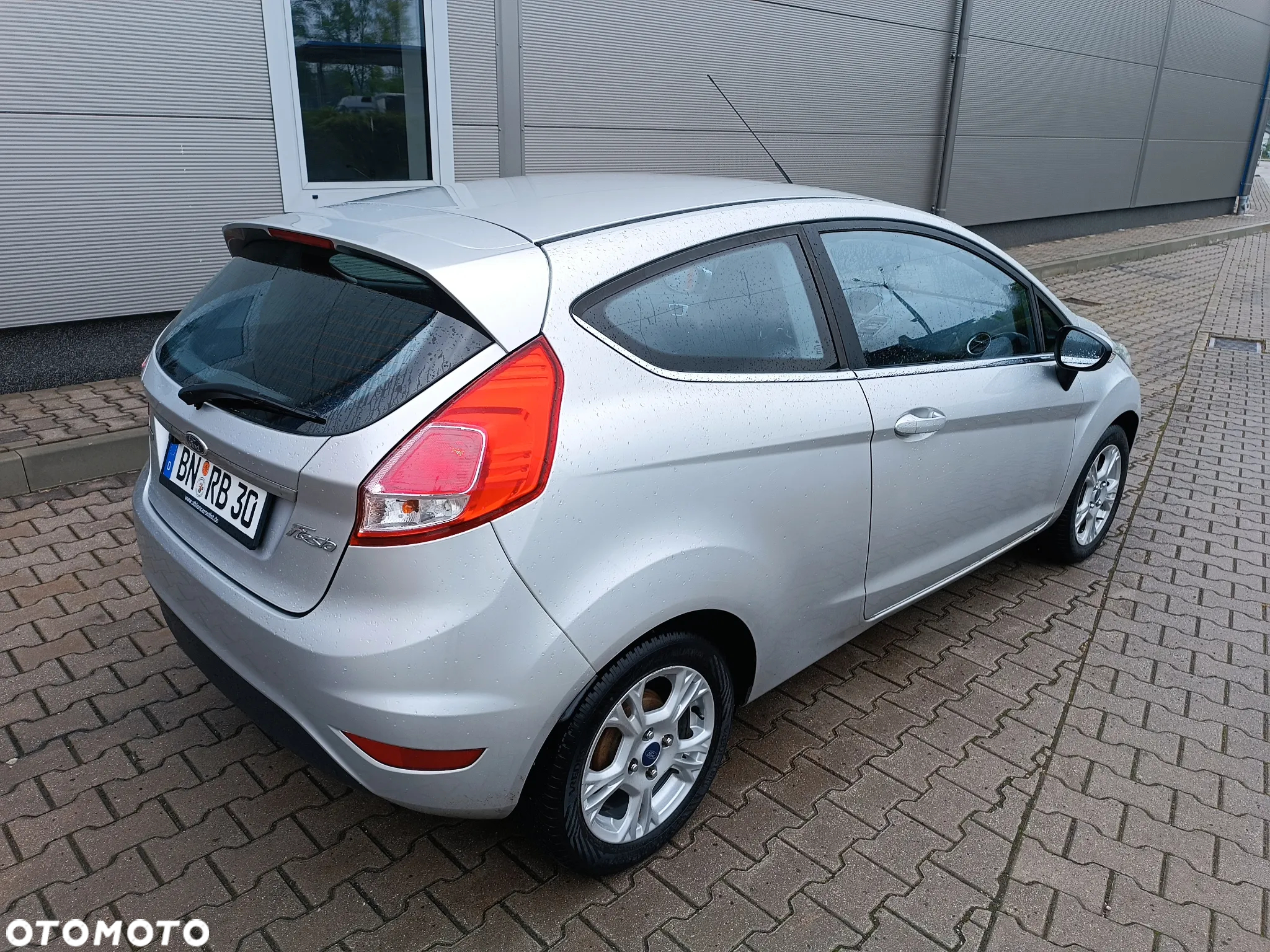 Ford Fiesta 1.0 EcoBoost S&S TITANIUM - 18