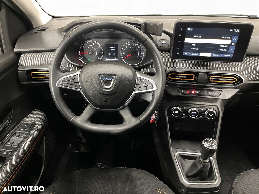 Dacia Sandero Stepway TCe 90 MT6 Comfort - 6