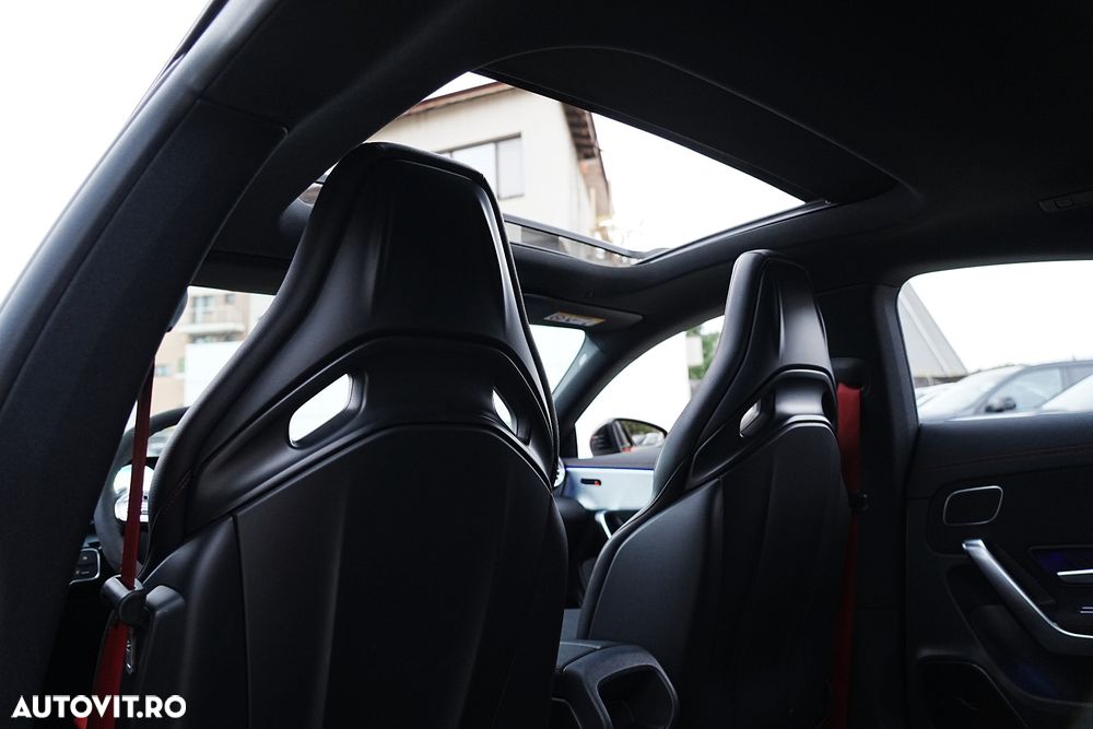 Mercedes-Benz CLA AMG 35 4Matic AMG Speedshift 7G-DCT - 20