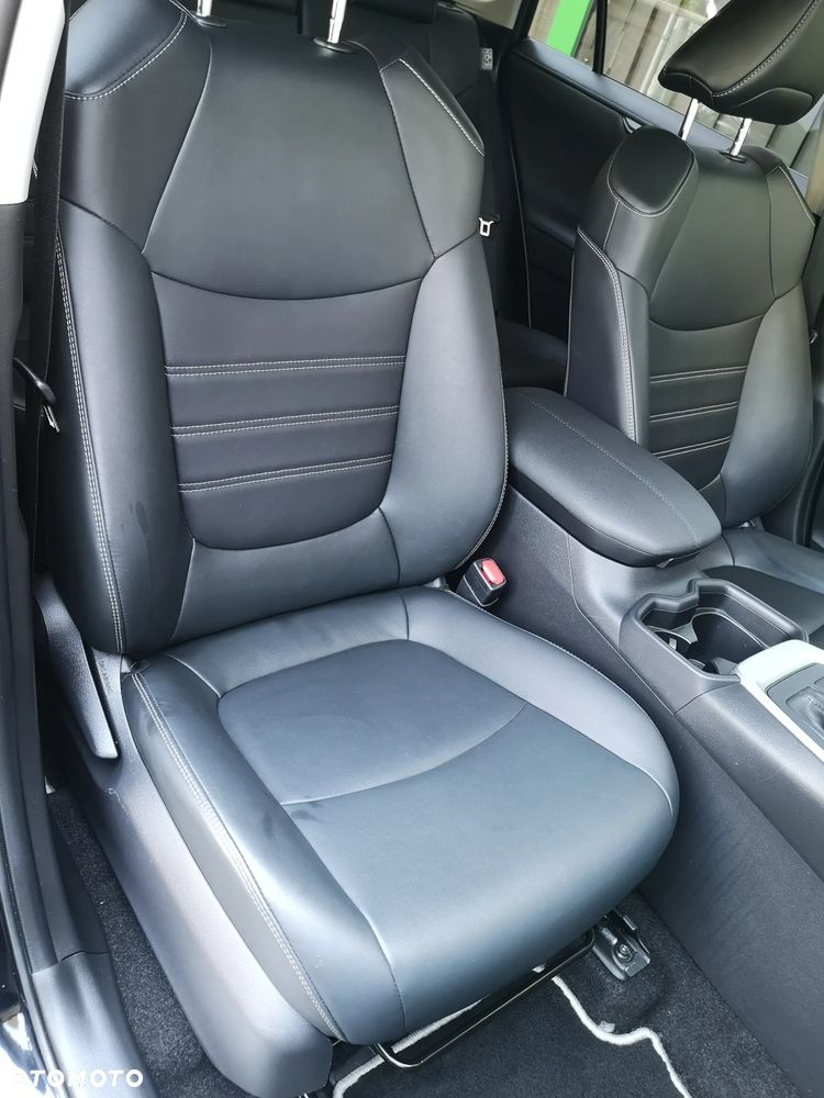 Toyota RAV4 - 28
