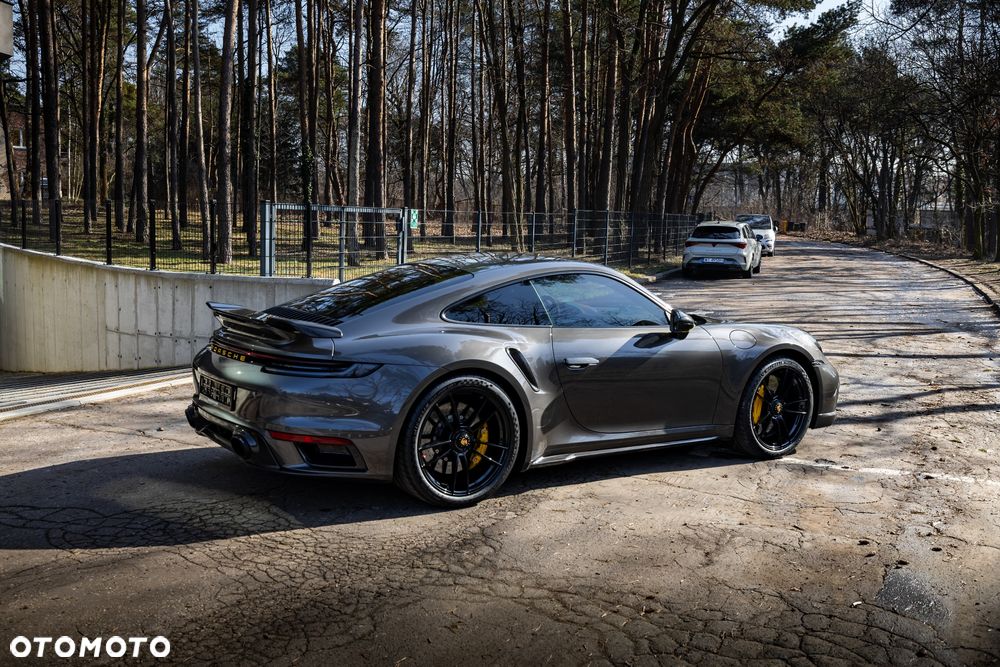 Porsche 911 Turbo S - 5