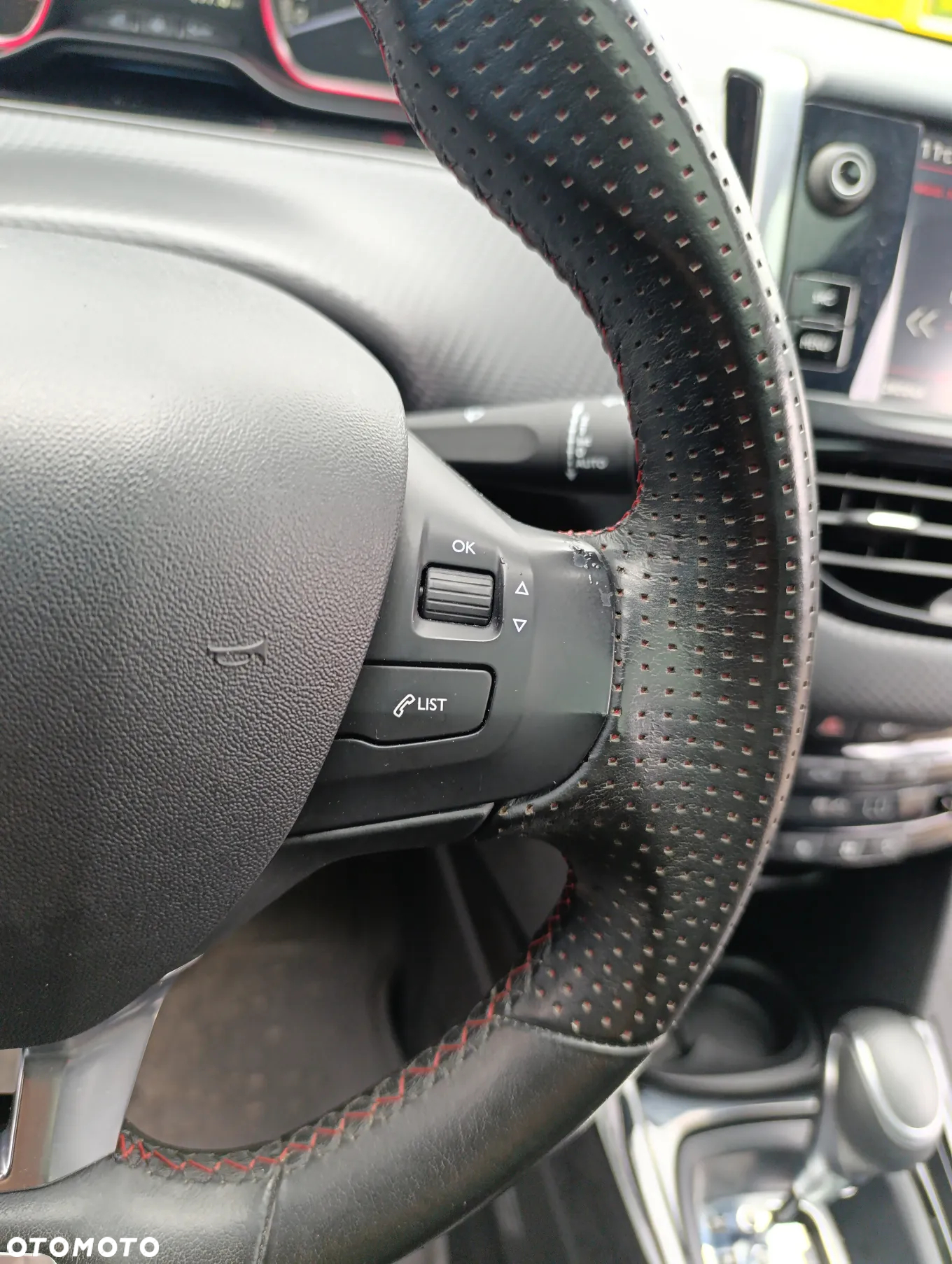 Peugeot 2008 PureTech 110 Stop&Start EAT6 GT-Line Edition - 20