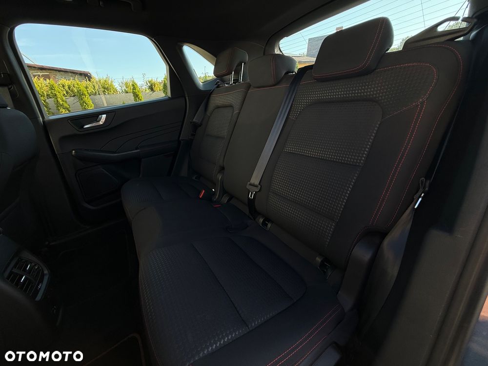 Ford Kuga 2.5 FHEV FWD ST-Line - 34