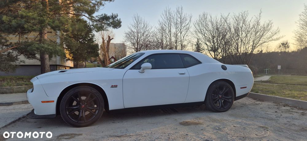 Dodge Challenger 5.7 R/T - 3