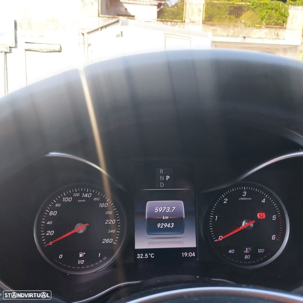 Mercedes-Benz C 250 d 4Matic 9G-TRONIC AMG Line - 8