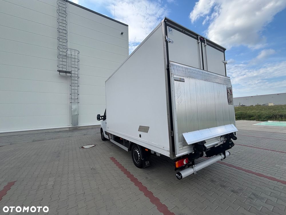 Renault Master Winda 2024r., 2 sztuki, salon PL, vat 23% - 16