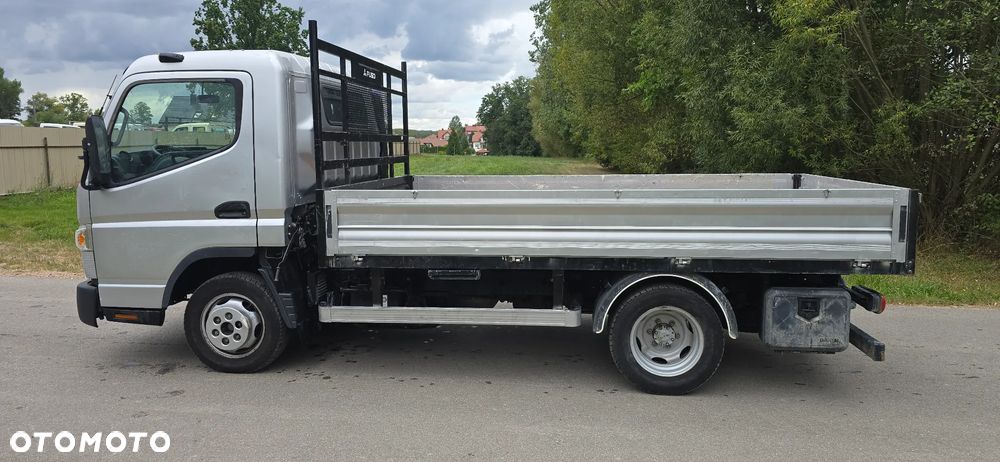 Mitsubishi Fuso - 5