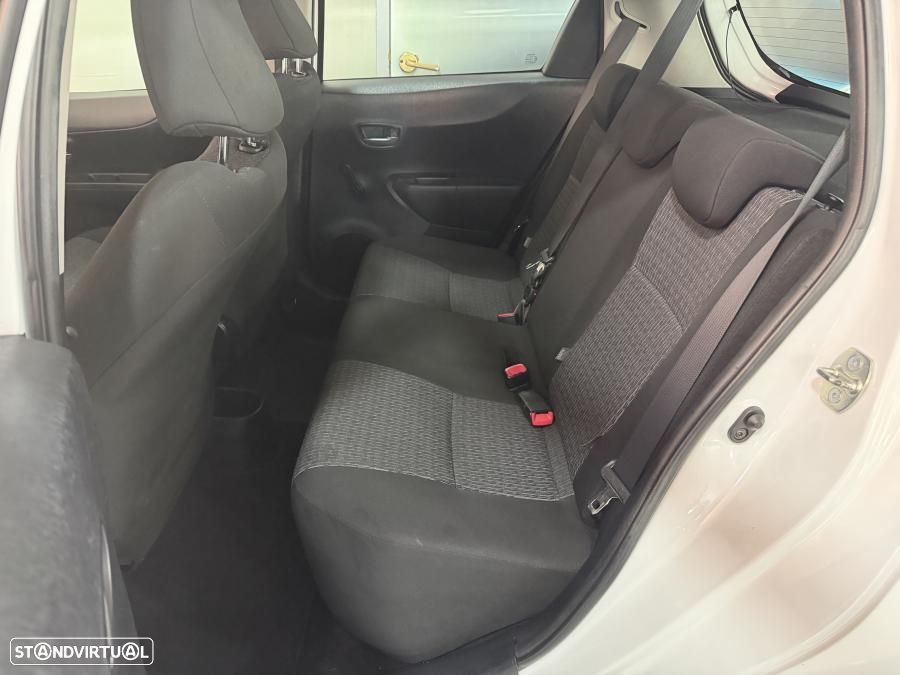 Toyota Yaris 1.4 D-4D Comfort+P.Style - 20