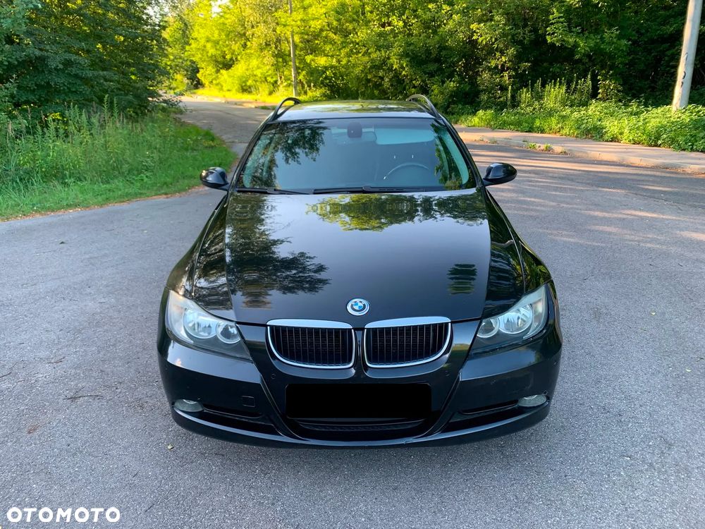 BMW Seria 3 318i - 9