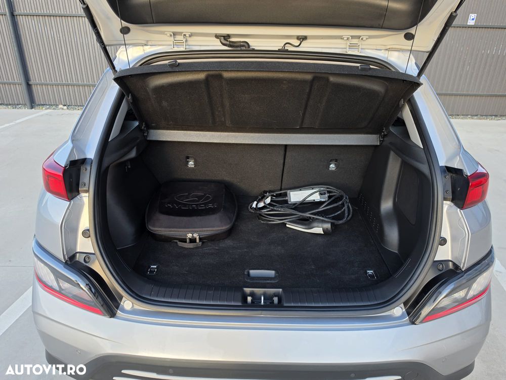 Hyundai KONA Business - 35