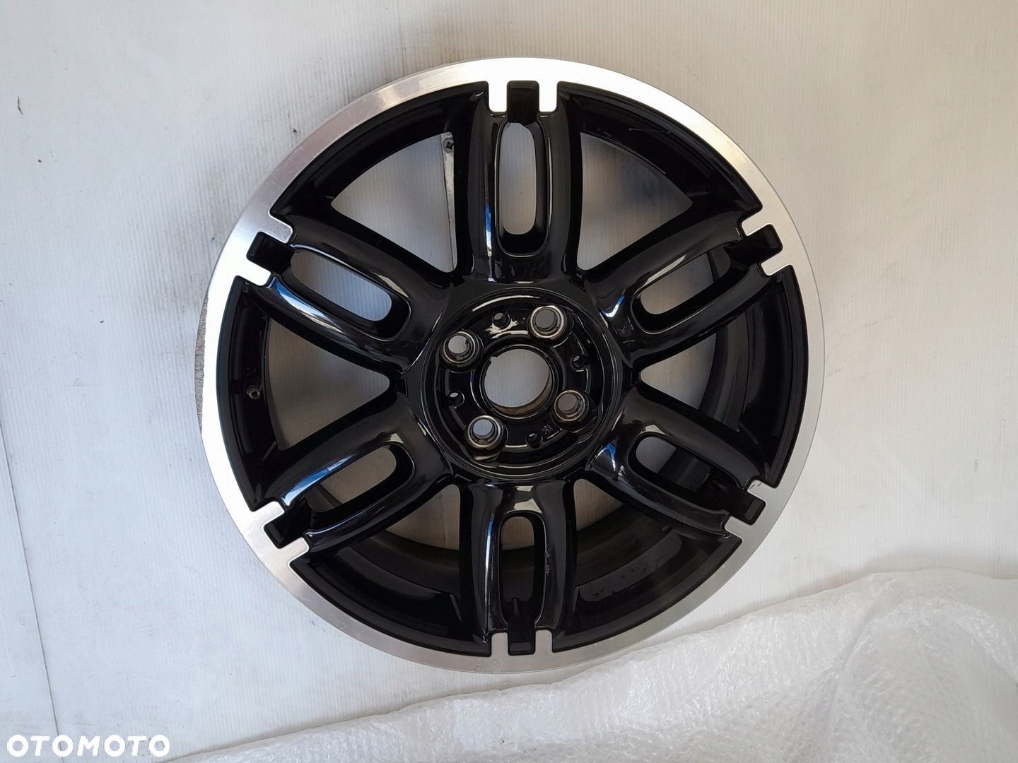 Felga aluminiowa MINI 6795173 4X100 17 ET48 - 1