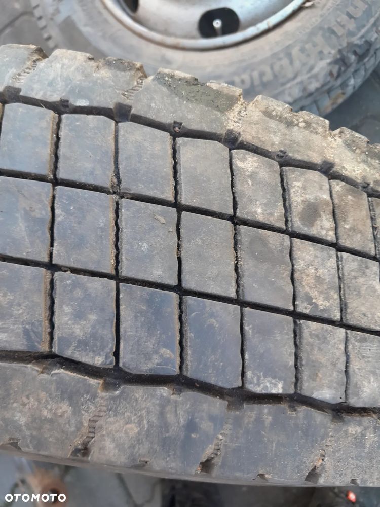 Opona Continental Hybrid LD3 205/75R17,5 - 3