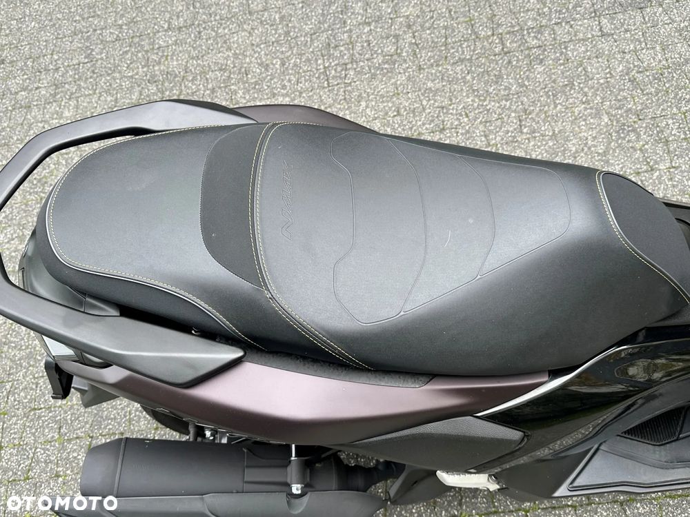 Yamaha NMAX - 8