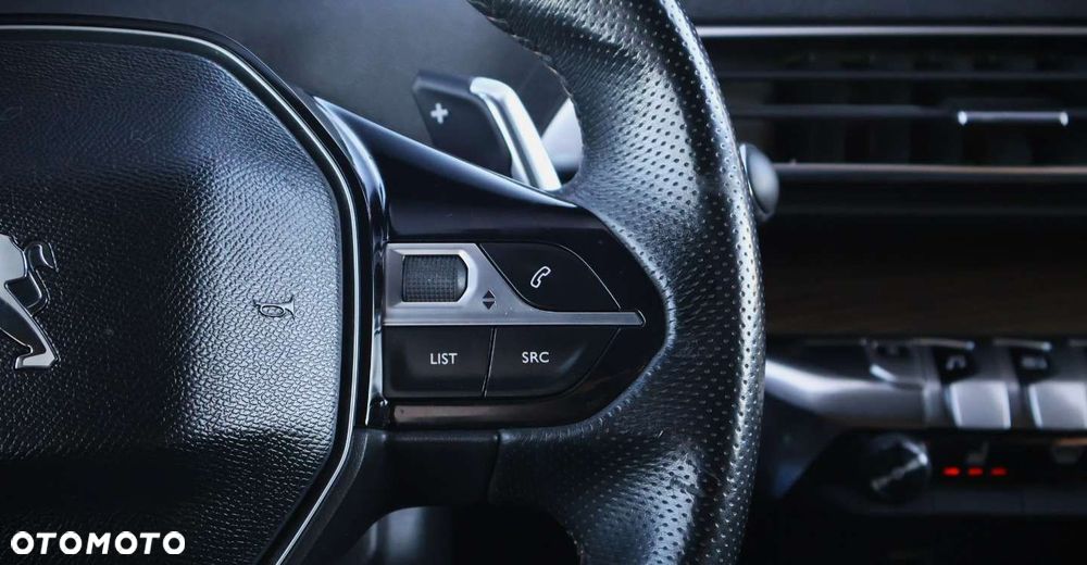Peugeot 5008 - 36